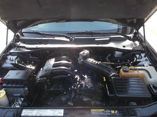 2005 Chrysler 300 Base