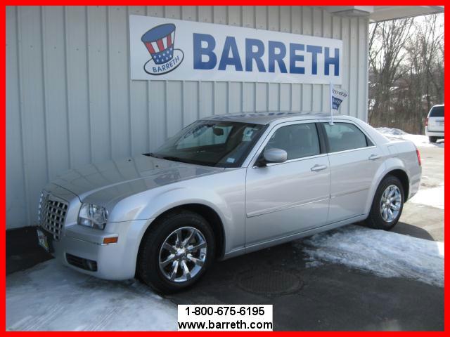 2005 Chrysler 300 Unknown