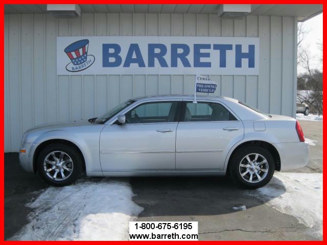 2005 Chrysler 300 Unknown