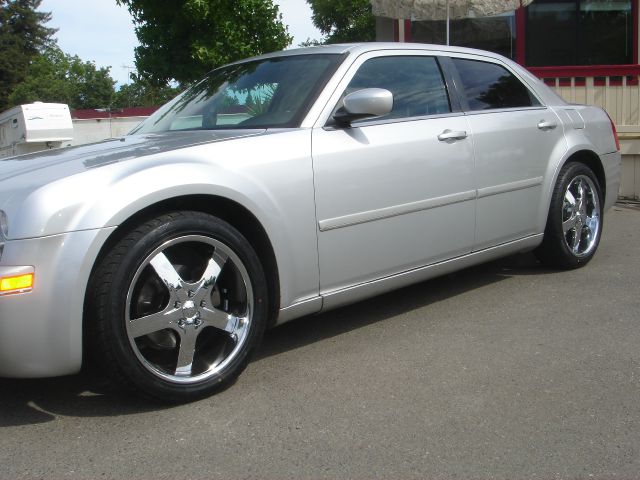 2005 Chrysler 300 3.5