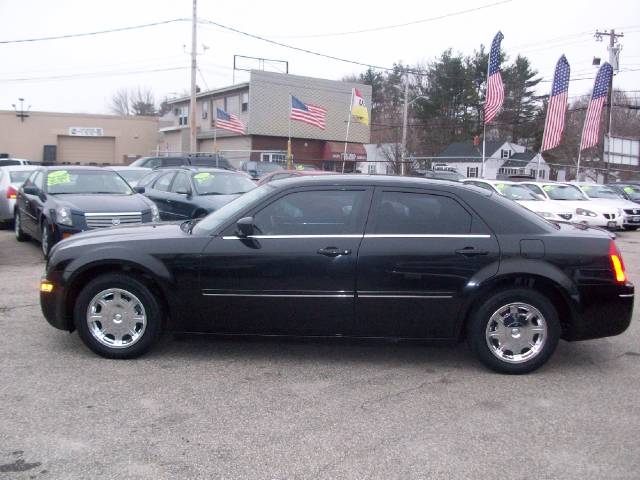 2005 Chrysler 300 3.5