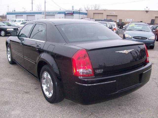 2005 Chrysler 300 3.5