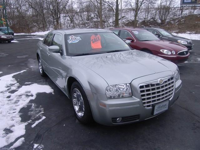 2005 Chrysler 300 3.5