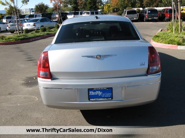 2005 Chrysler 300 3.5