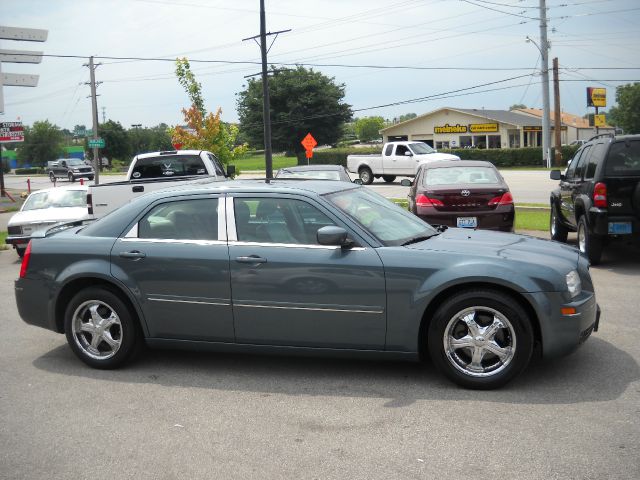 2005 Chrysler 300 3.5