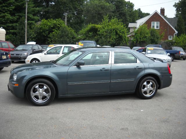 2005 Chrysler 300 3.5