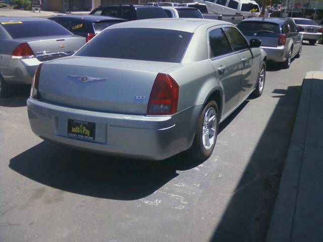 2006 Chrysler 300 Base