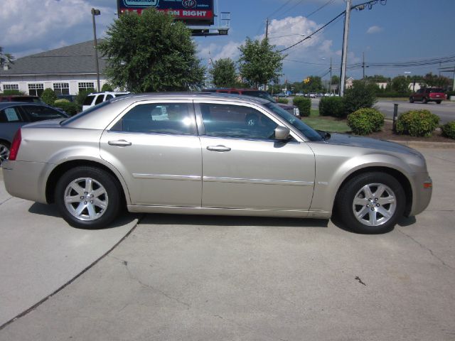 2006 Chrysler 300 Xtreme