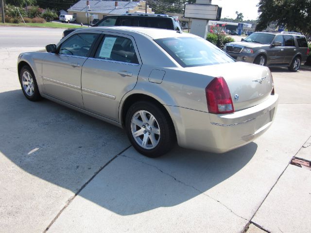 2006 Chrysler 300 Xtreme