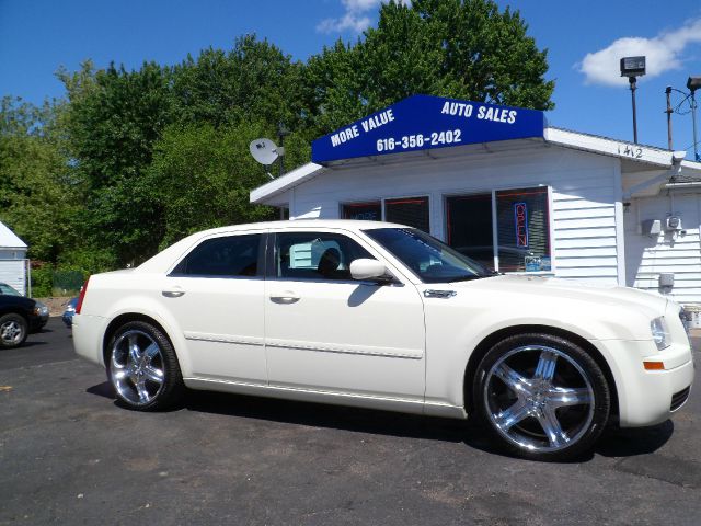 2006 Chrysler 300 2