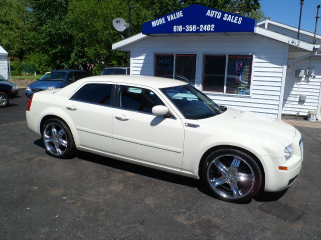 2006 Chrysler 300 2