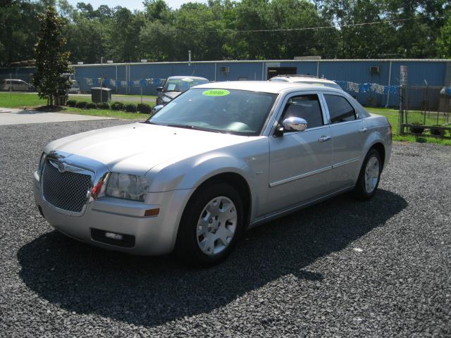 2006 Chrysler 300 Unknown