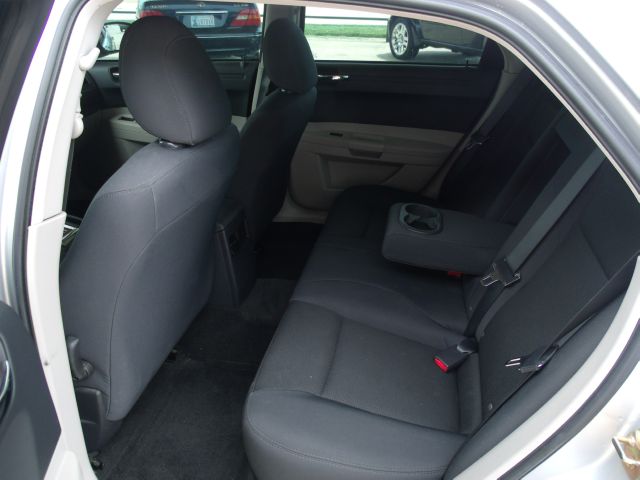 2006 Chrysler 300 Base