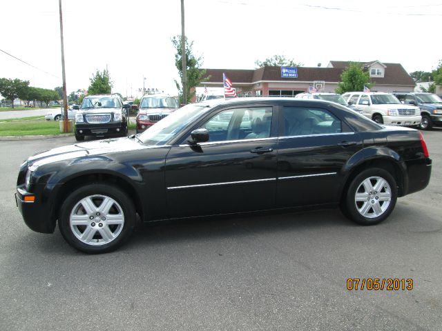 2006 Chrysler 300 GT Premium