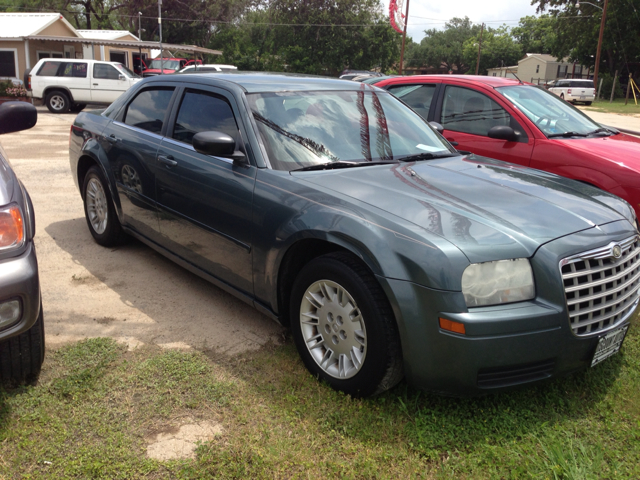 2006 Chrysler 300 Base