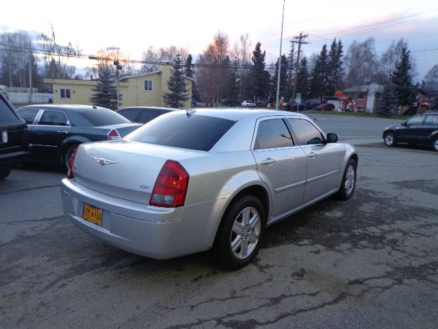 2006 Chrysler 300 GT Premium