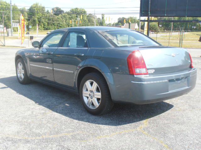 2006 Chrysler 300 GT Premium