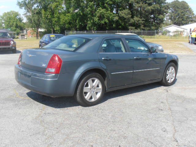 2006 Chrysler 300 GT Premium