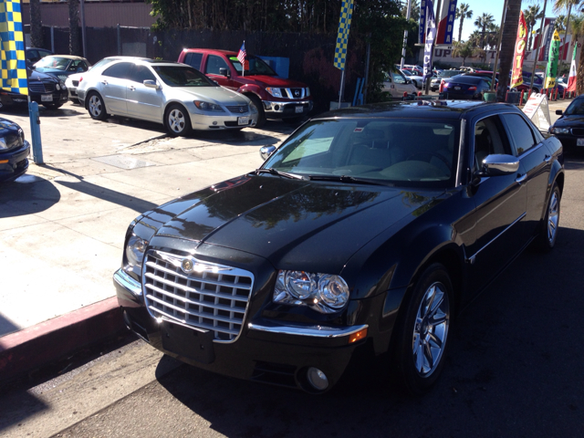 2006 Chrysler 300 Regular Cab