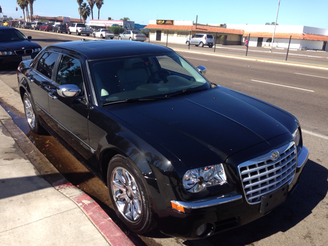 2006 Chrysler 300 Regular Cab