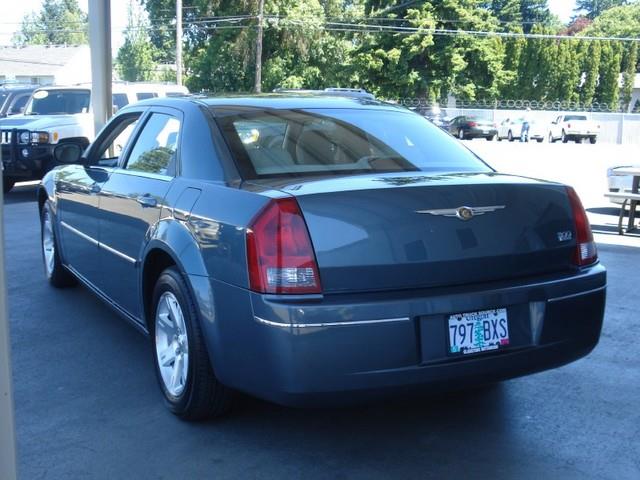 2006 Chrysler 300 3.5