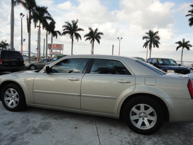 2006 Chrysler 300 3.5