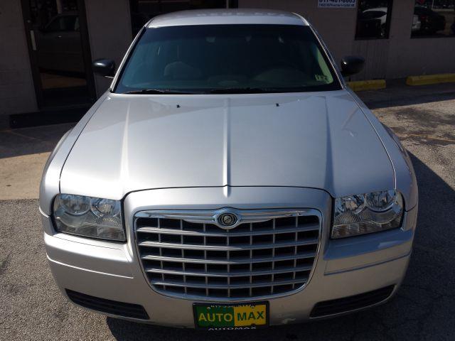 2006 Chrysler 300 Base