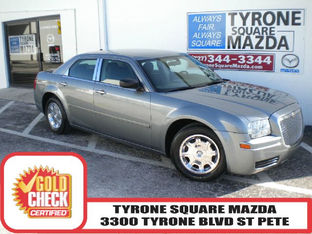 2006 Chrysler 300 Unknown