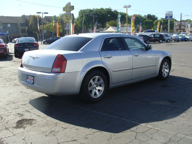 2006 Chrysler 300 3.5