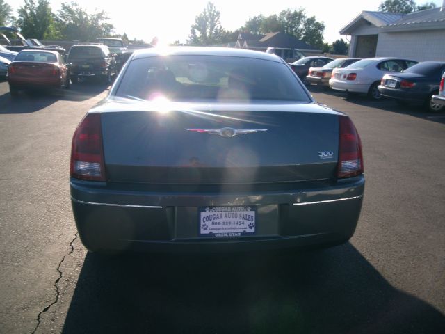 2006 Chrysler 300 3.5