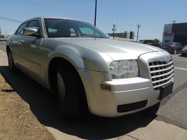 2006 Chrysler 300 Base