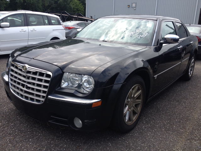 2006 Chrysler 300 Regular Cab