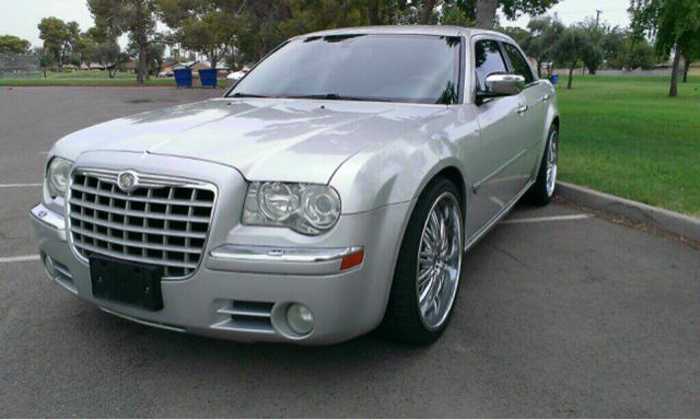 2006 Chrysler 300 Regular Cab