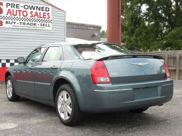 2006 Chrysler 300 GT Premium