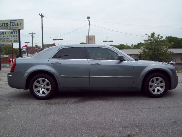 2006 Chrysler 300 3.5