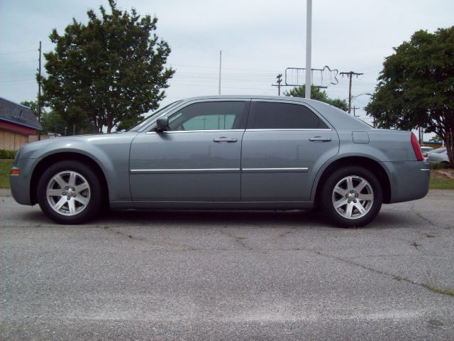 2006 Chrysler 300 3.5