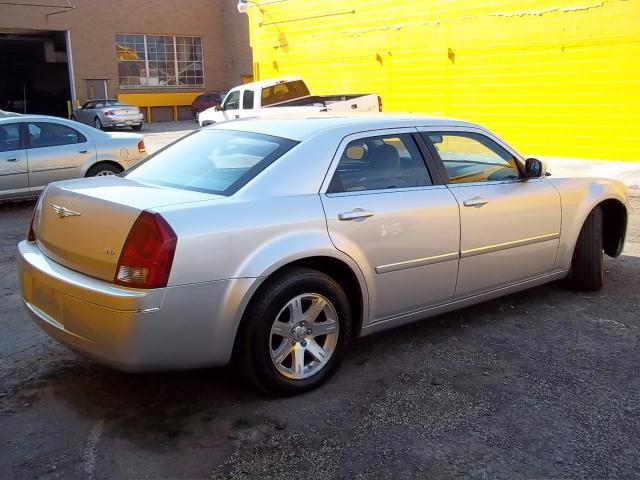 2006 Chrysler 300 3.5