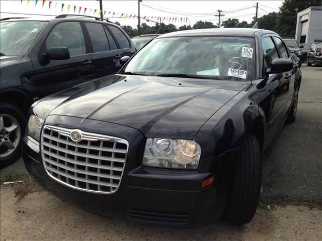 2006 Chrysler 300 Base