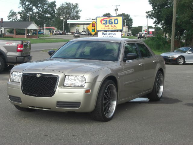 2006 Chrysler 300 Base