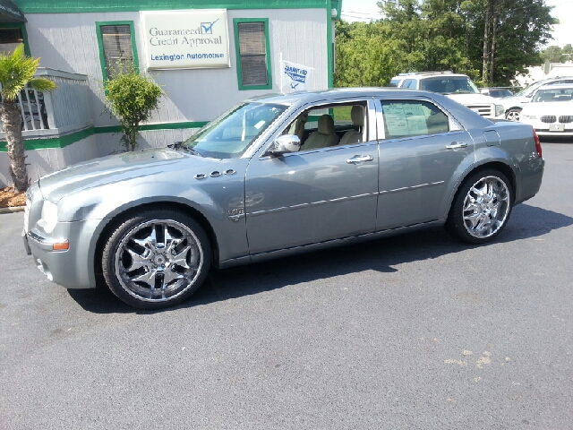 2006 Chrysler 300 Regular Cab