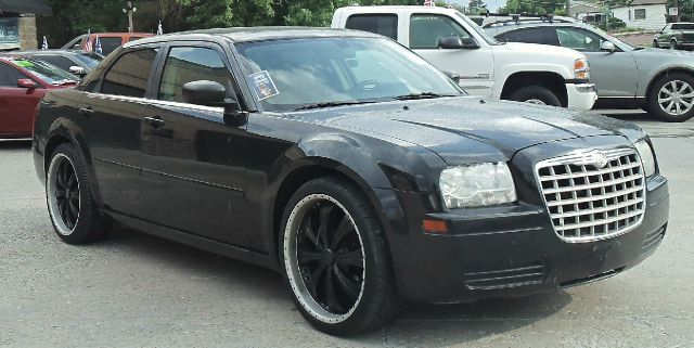 2006 Chrysler 300 Unknown