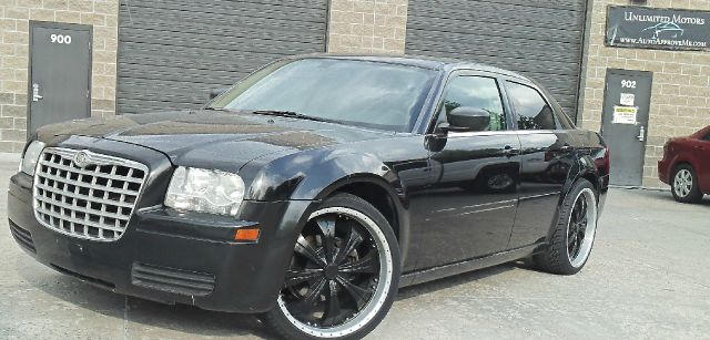 2006 Chrysler 300 Unknown