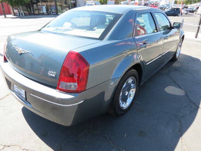 2006 Chrysler 300 3.5