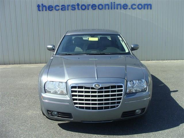 2006 Chrysler 300 R1