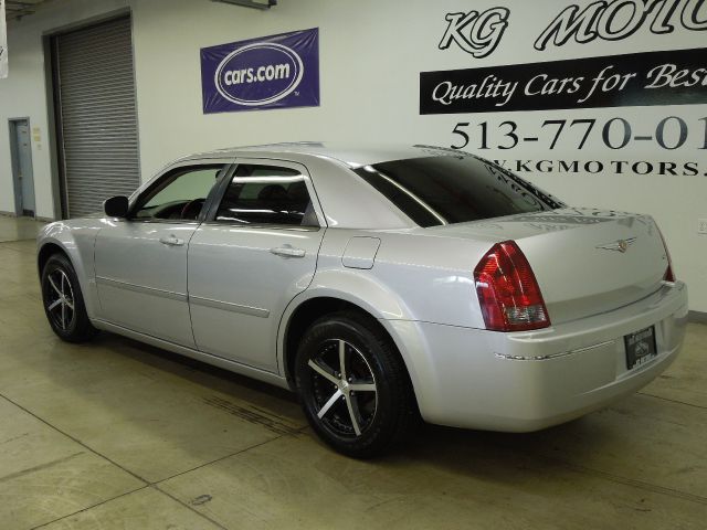 2006 Chrysler 300 3.5