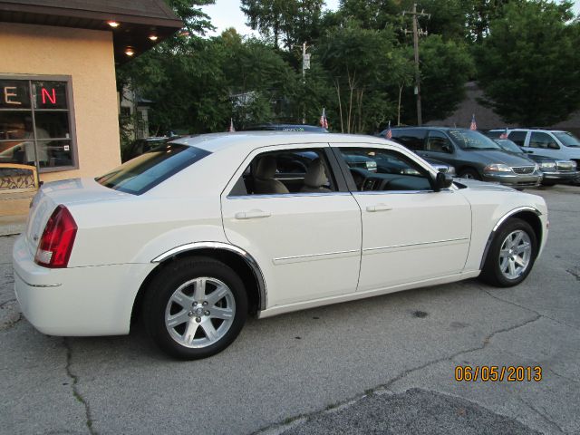 2006 Chrysler 300 3.5