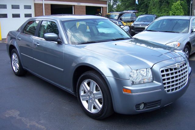 2006 Chrysler 300 GT Premium