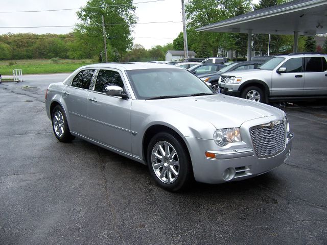 2006 Chrysler 300 Regular Cab