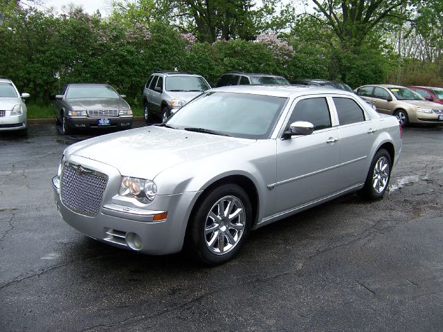 2006 Chrysler 300 Regular Cab