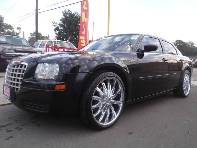 2006 Chrysler 300 Base